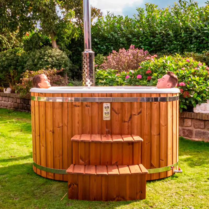 Hottub ofuro Q-tub-mini twee personen extern kachel