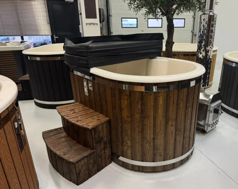 Kleine Hottub für 2 Personen Kleine-Hottub-voor-2-personen
