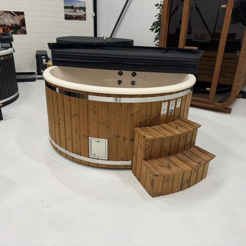Spa gonflable électrique en Thermowood, Q-tub XL 3kW | Spa gonflable électrique en Thermowood Q tub XL 3kW 2 Spa nordique électrique en Thermowood, Q-tub XL 3kW - Image 2