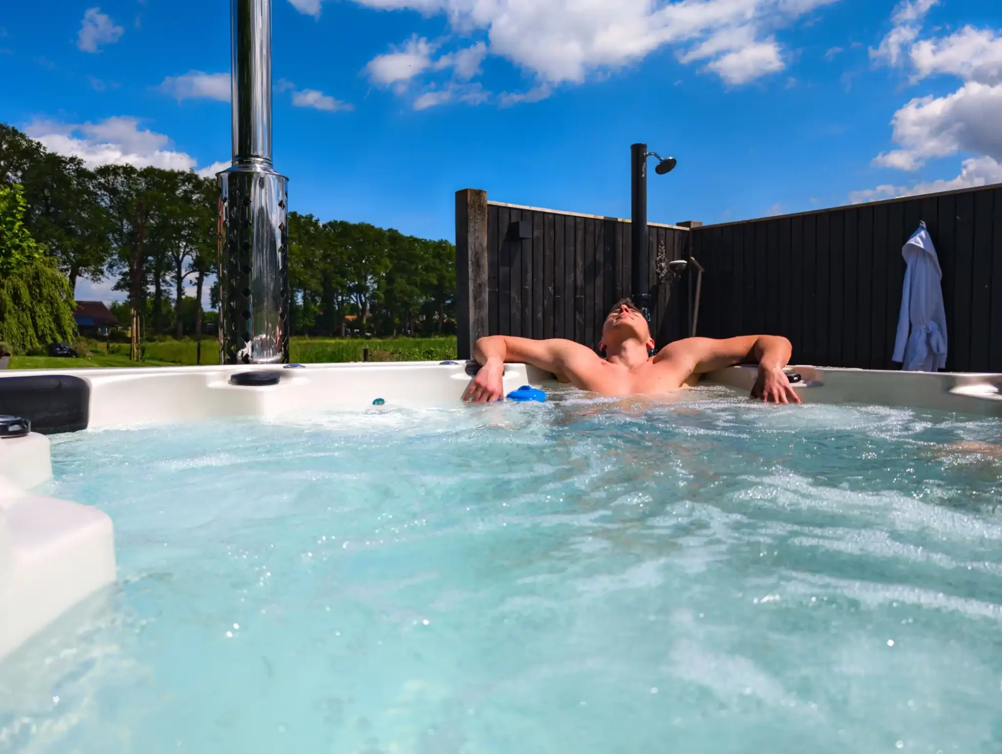 Schoon hottub water: hoe vaak moet je het water verversen?