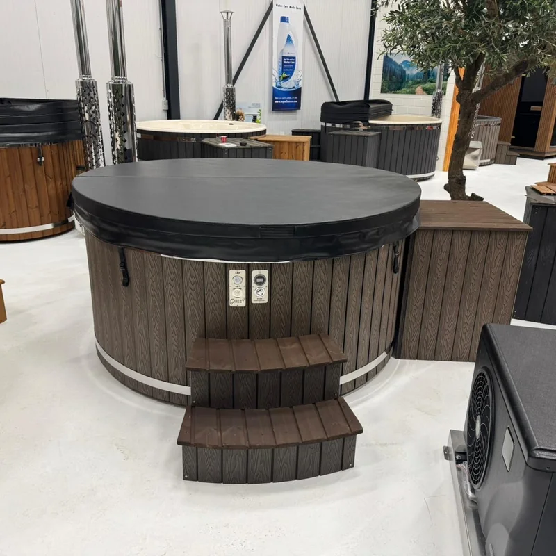 Spa Chauffé au Bois Marron en Bois Composite, Q-tub XL Externe | Houtgestookte Hottub Bruin Kunsthout Q tub XL Extern 5 Spa Chauffé au Bois Marron en Bois Composite, Q-tub XL Externe - Image 2